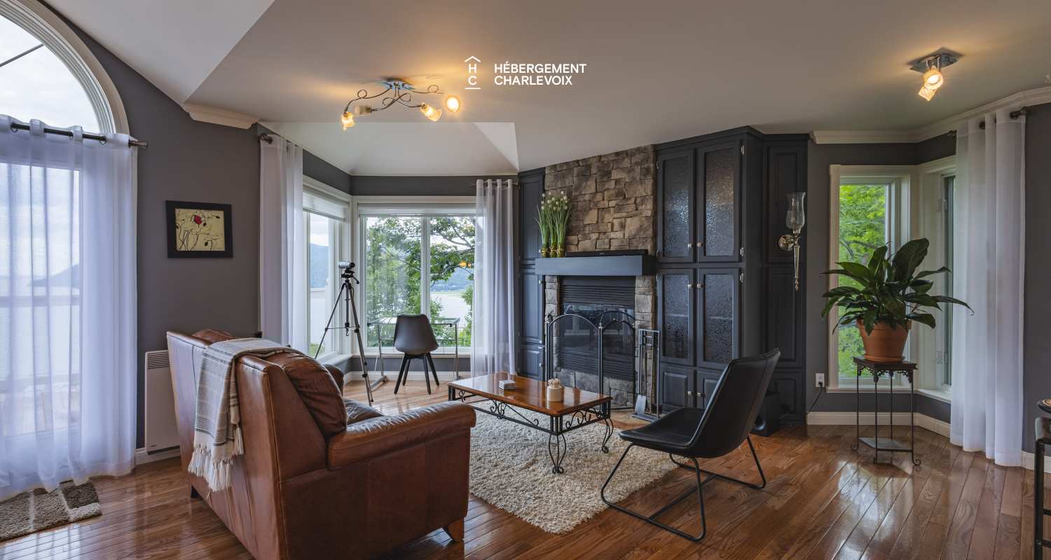 CAP-1 - Charming apartment in Baie-St-Paul